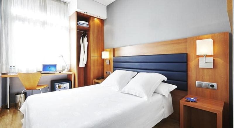 Barcelona Century Hotel 4
