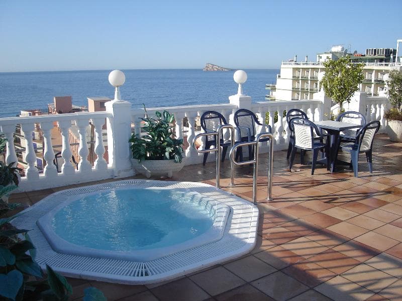 Avenida Apartamentos 3