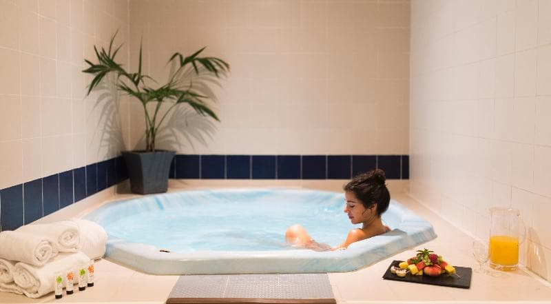 AzuLine Hotel Bergantin