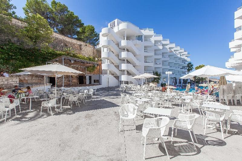 FERGUS Style Cala Blanca Suites 2