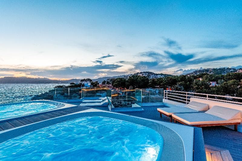 FERGUS Style Cala Blanca Suites 3