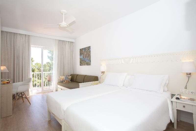 Hotel  Castell dels Hams by Palia  4