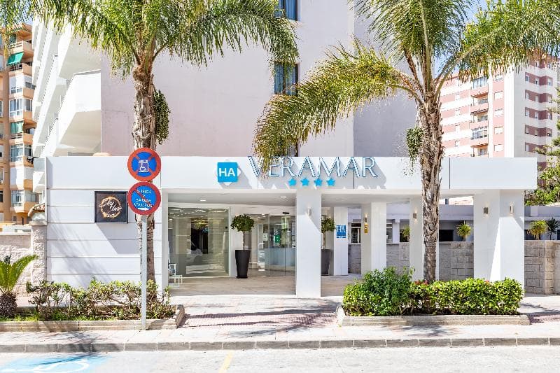 Aparthotel Veramar 5