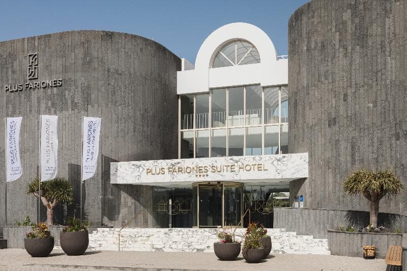 Plus Fariones Suite Hotel 4