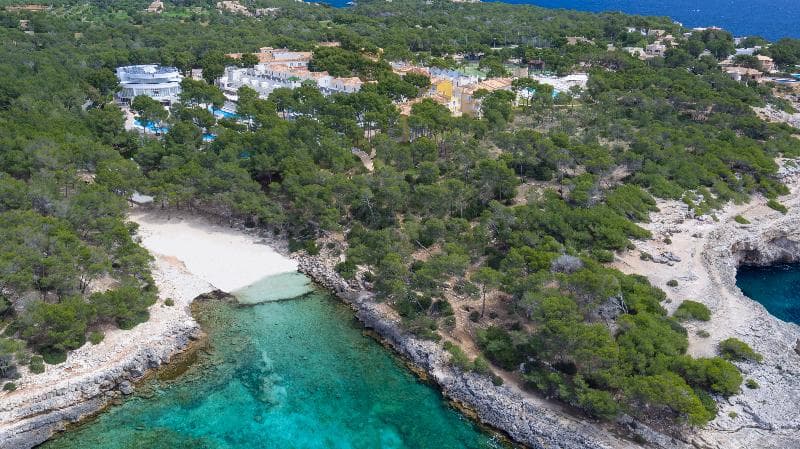 Iberostar Waves Club Cala Barca 3