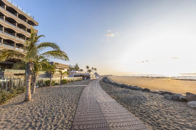 Hotel Faro, a Lopesan Collection Hotel 3