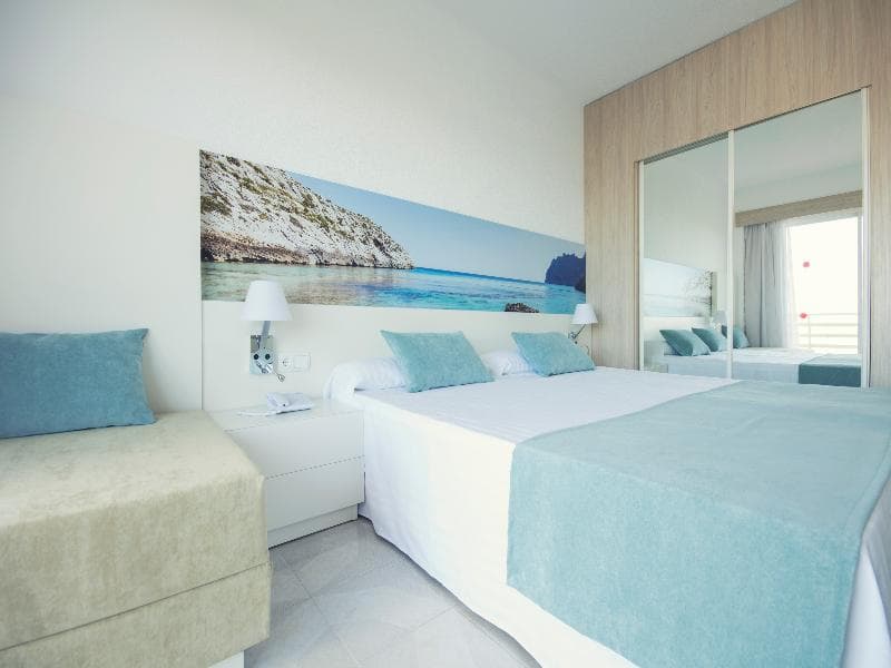 Azuline Hotel Bahamas 4