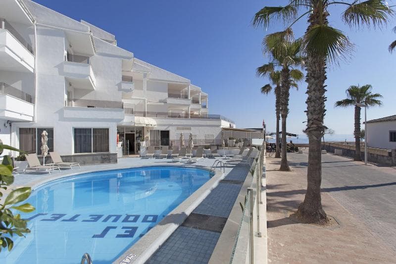 Apartamentos Ses Roquetes 2