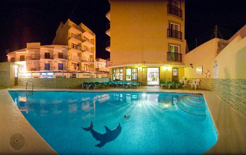 Hostal Adelino 3