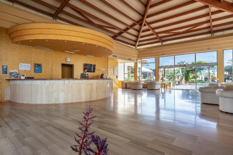 Zafiro Menorca 2