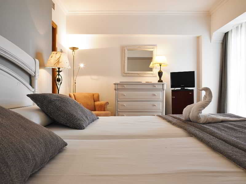 Universal Hotel Neptuno - Adults Only 3