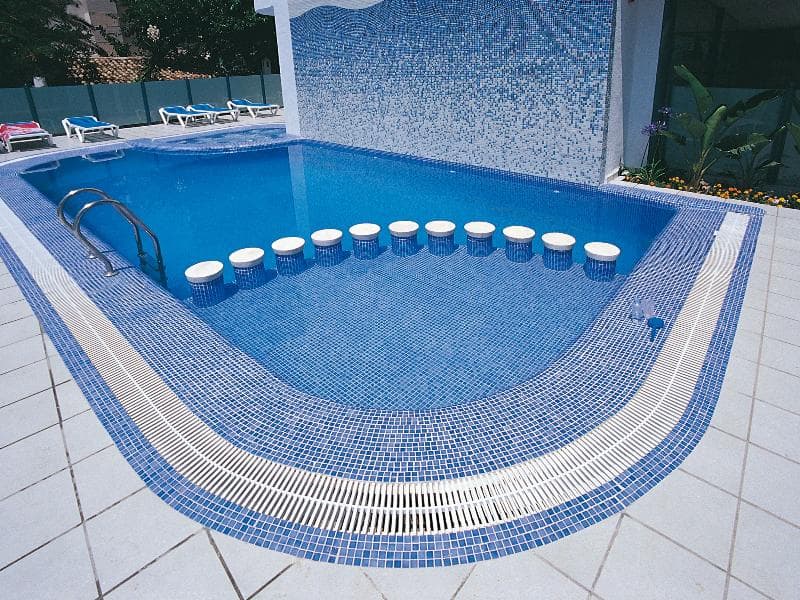 RH Riviera-Only Adults 4