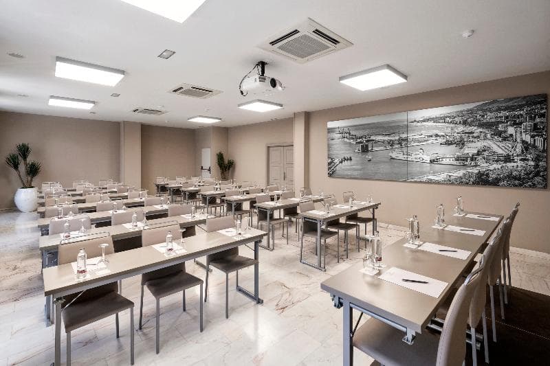 Salles Hotel Malaga Centro 3