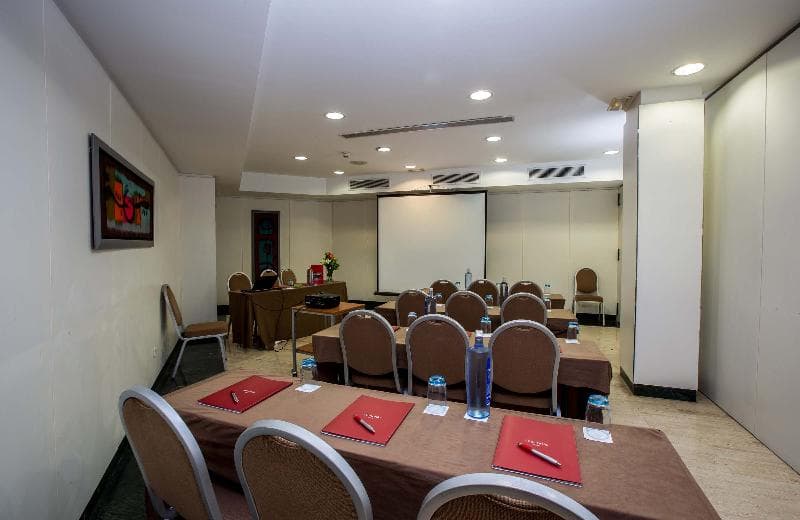 Leonardo Hotel Madrid City Center 4
