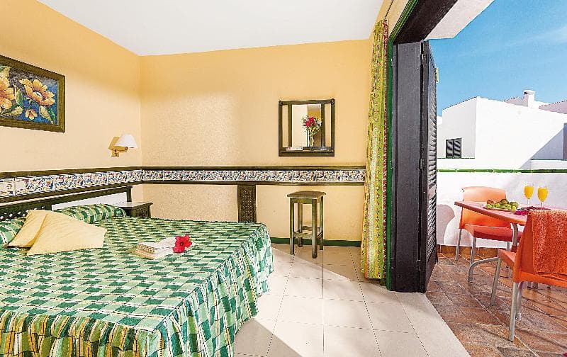 Apartamentos Puerto Caleta 2