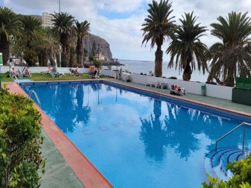 Comodoro 4