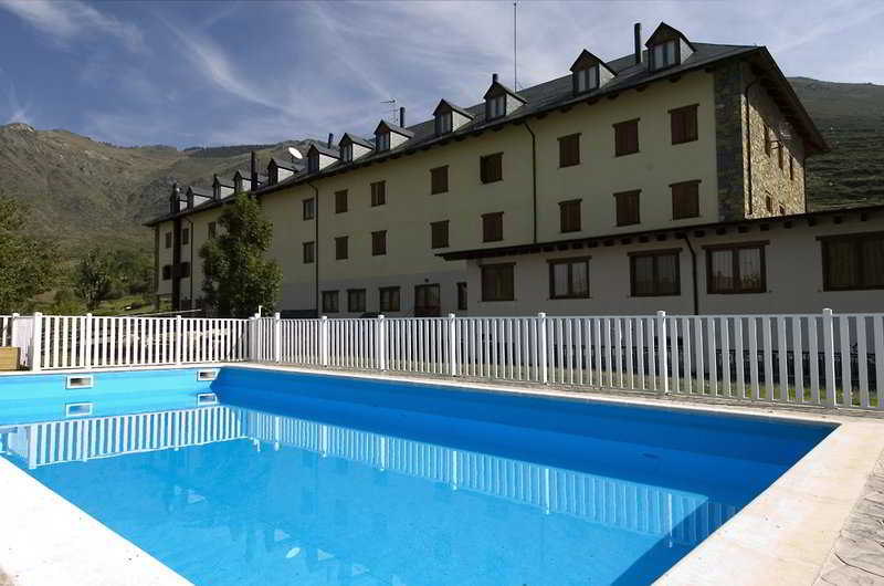 Taull Hotel 5