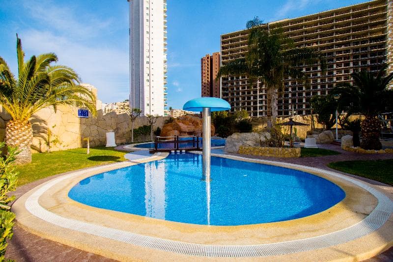 Magic Atrium Beach 4