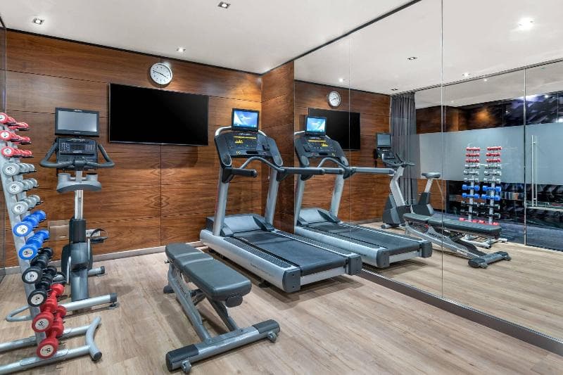 AC Barcelona Victoria Suites