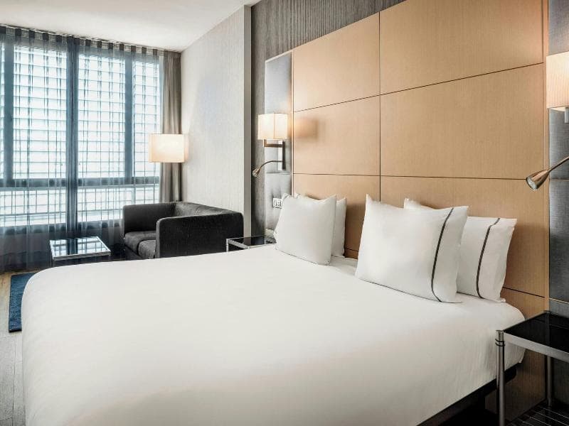 AC Barcelona Victoria Suites 3