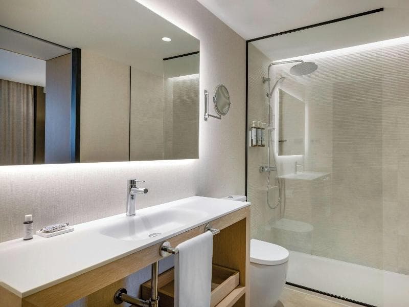 AC Barcelona Victoria Suites 5