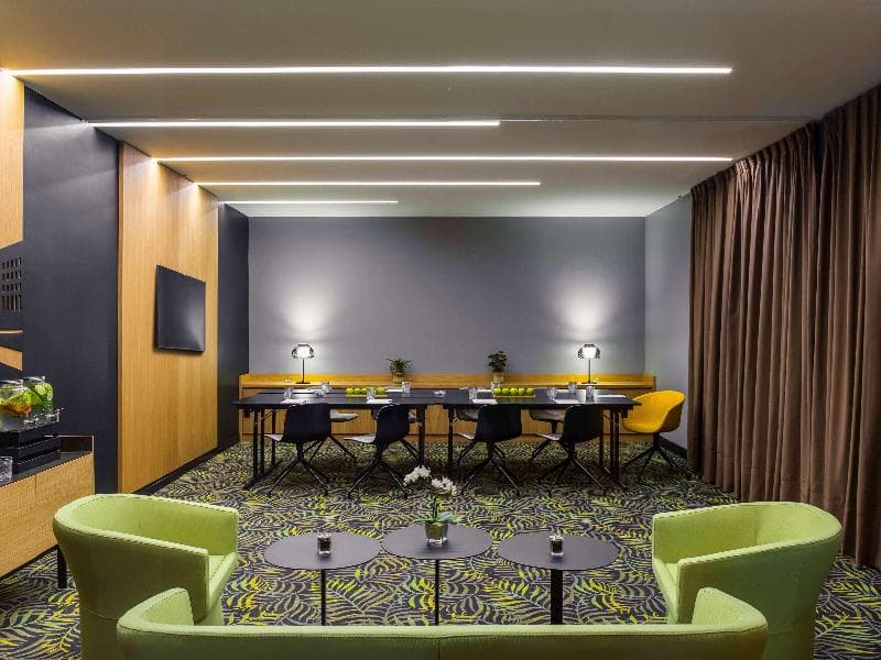 Motel One Madrid-Plaza de España 3