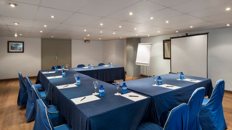 Arenas Atiram Hotel 5