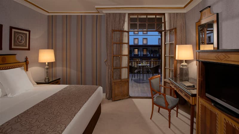 Eurostars Hotel de la Reconquista 3