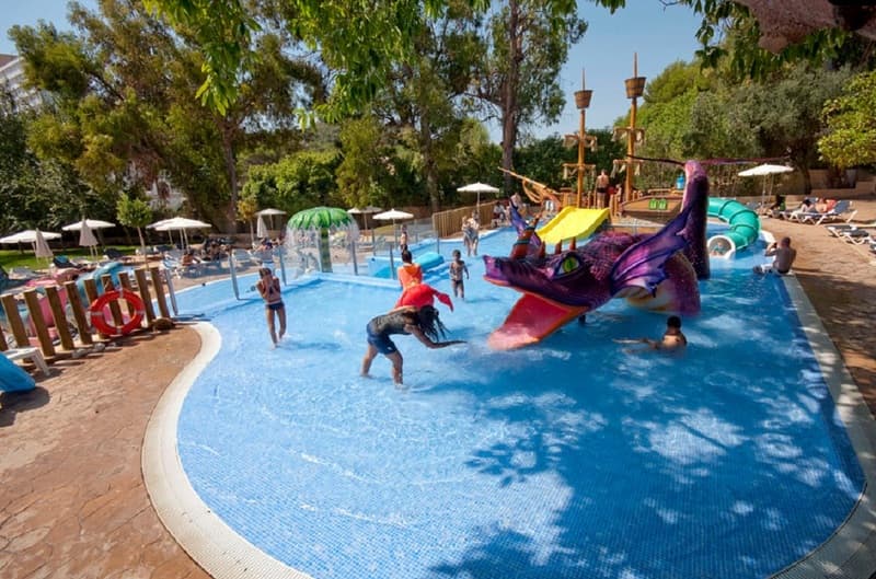 Beach Club Font de Sa Cala 5