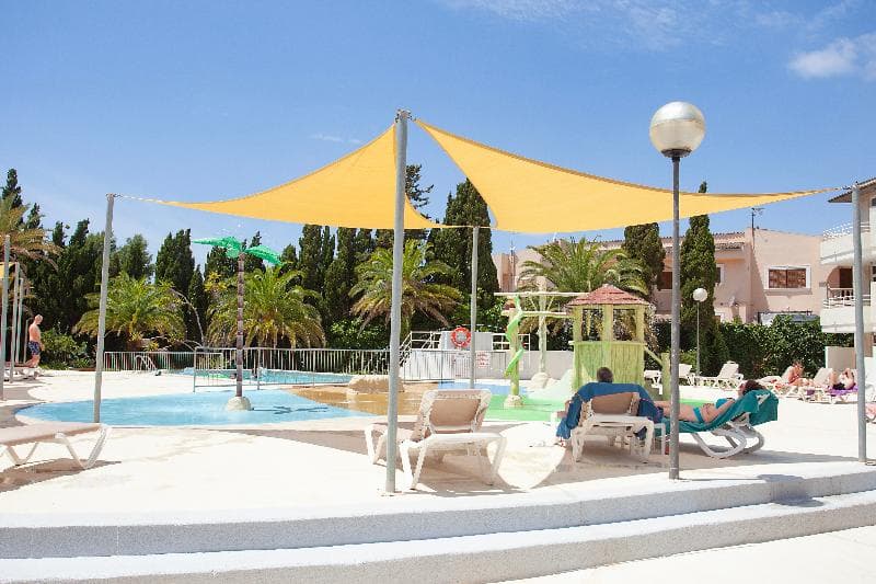 APARTAMENTOS CLUB SA COMA 3