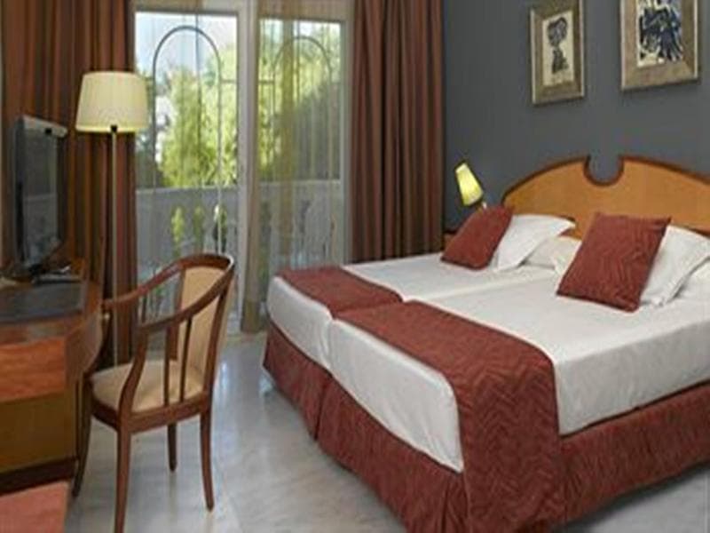 URH Sitges Playa 5