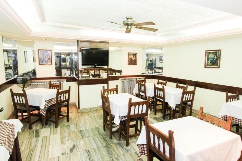 Hotel Castellano Centro 5