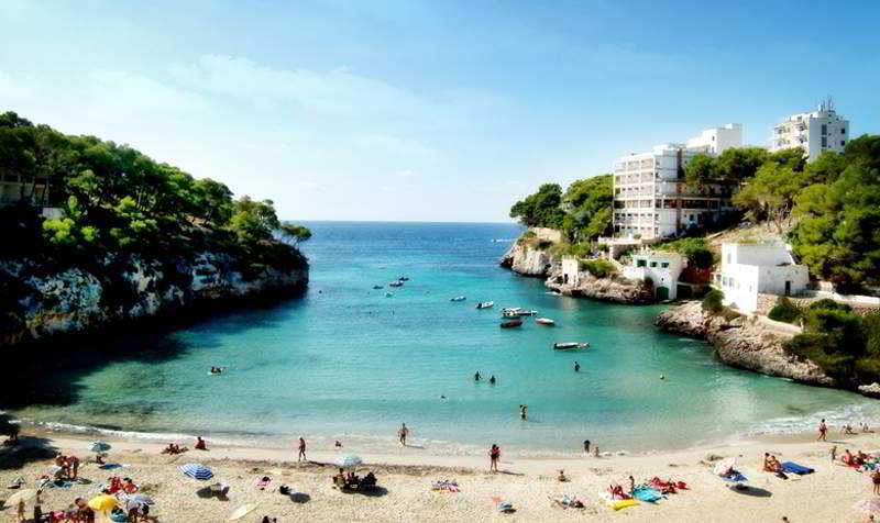 Pinos Playa Hotel 2