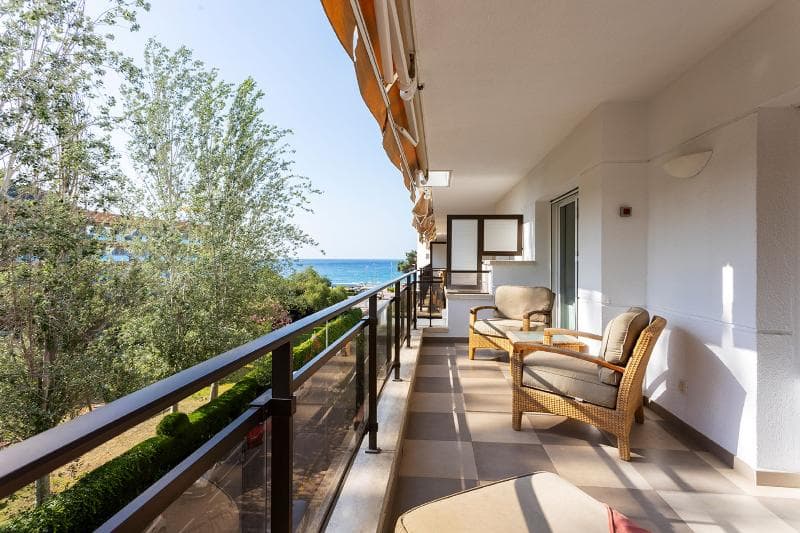 Suites Del Mar Fenals 5