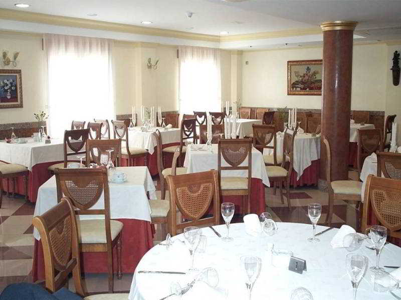 Hotel Avenida Tropical by Bossh Hotels 5