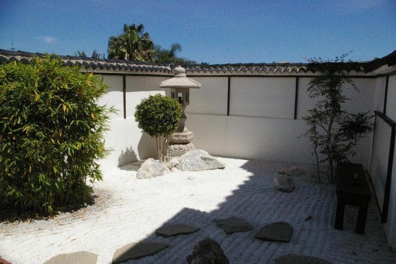 La Luna Blanca  5