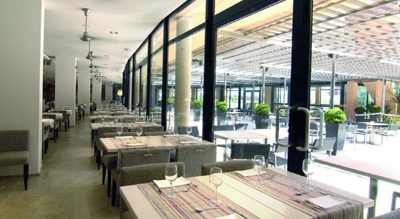 Ohtels Les Oliveres 3