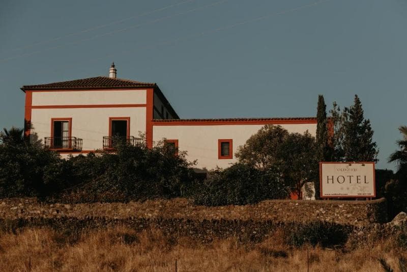 HOTEL POSADA DE VALDEZUFRE 4