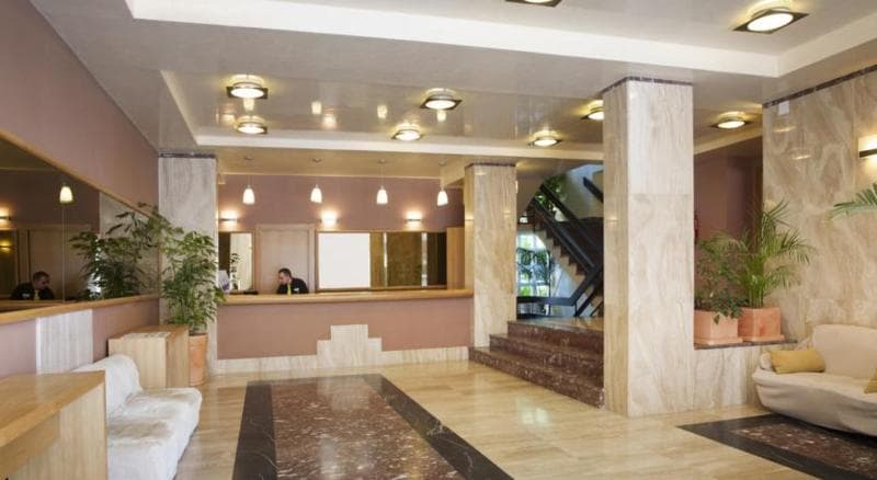 Apartamentos MS Puerto Marina 5