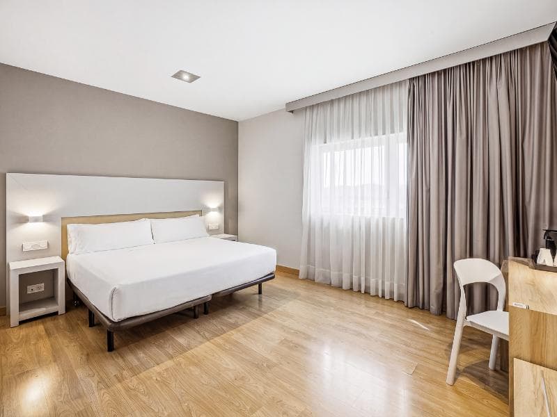 B&B HOTEL Logroño Las Cañas 3