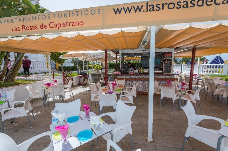 Las Rosas de Capistrano 2