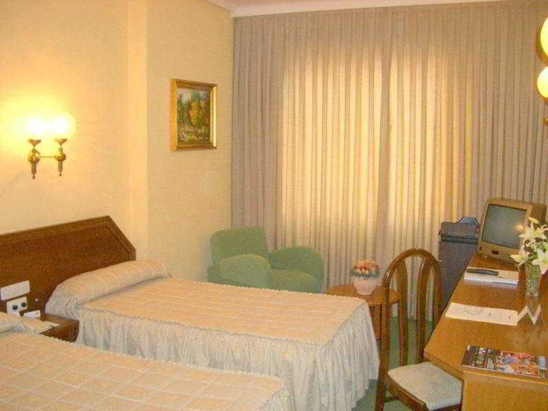 NYX Hotel Madrid by Leonardo Hotels 4