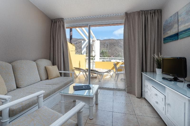 Apartamentos Punta Marina by LIVVO 4