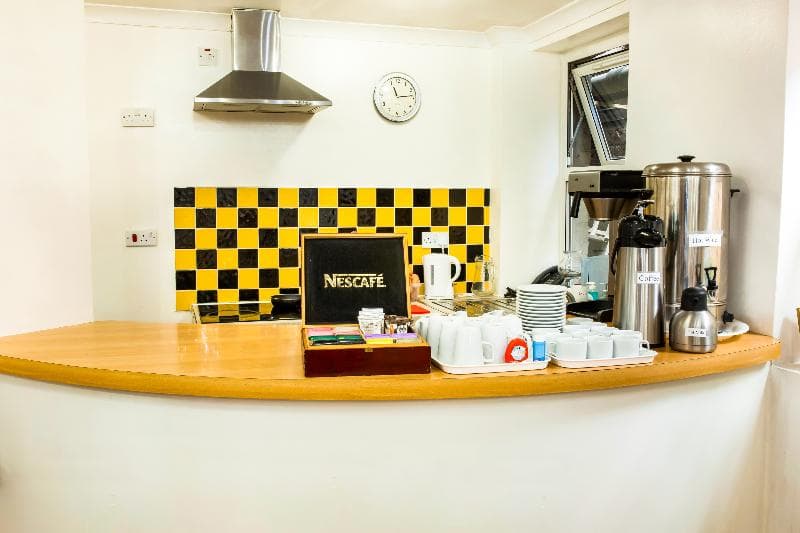OYO Townhouse New England, London Victoria 5