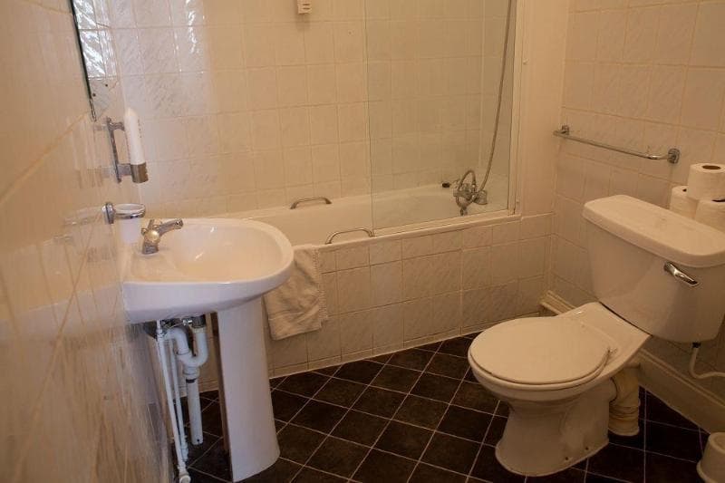 Rose Court Marble Arch 4