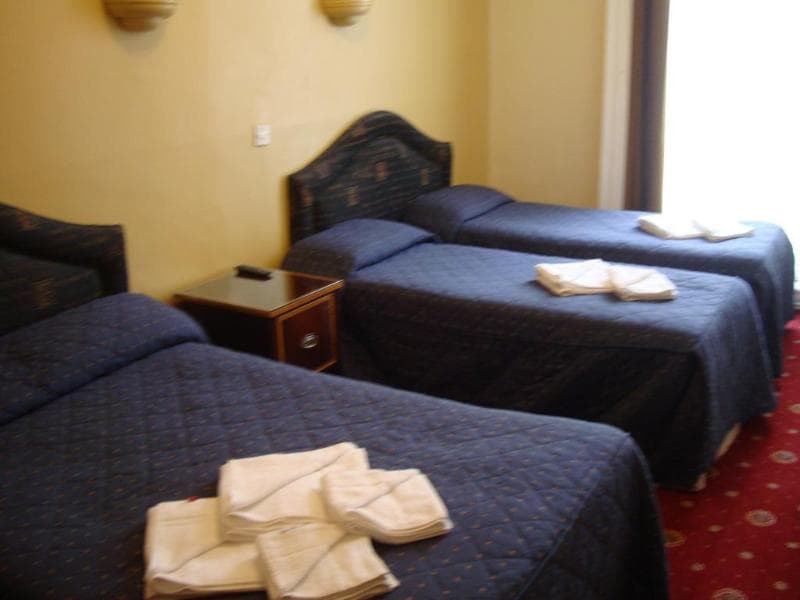 Rose Court Marble Arch 5