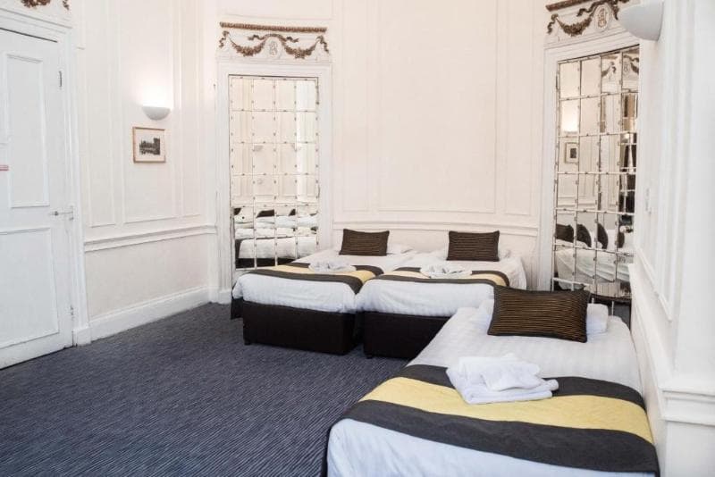 Rose Court Marble Arch 2
