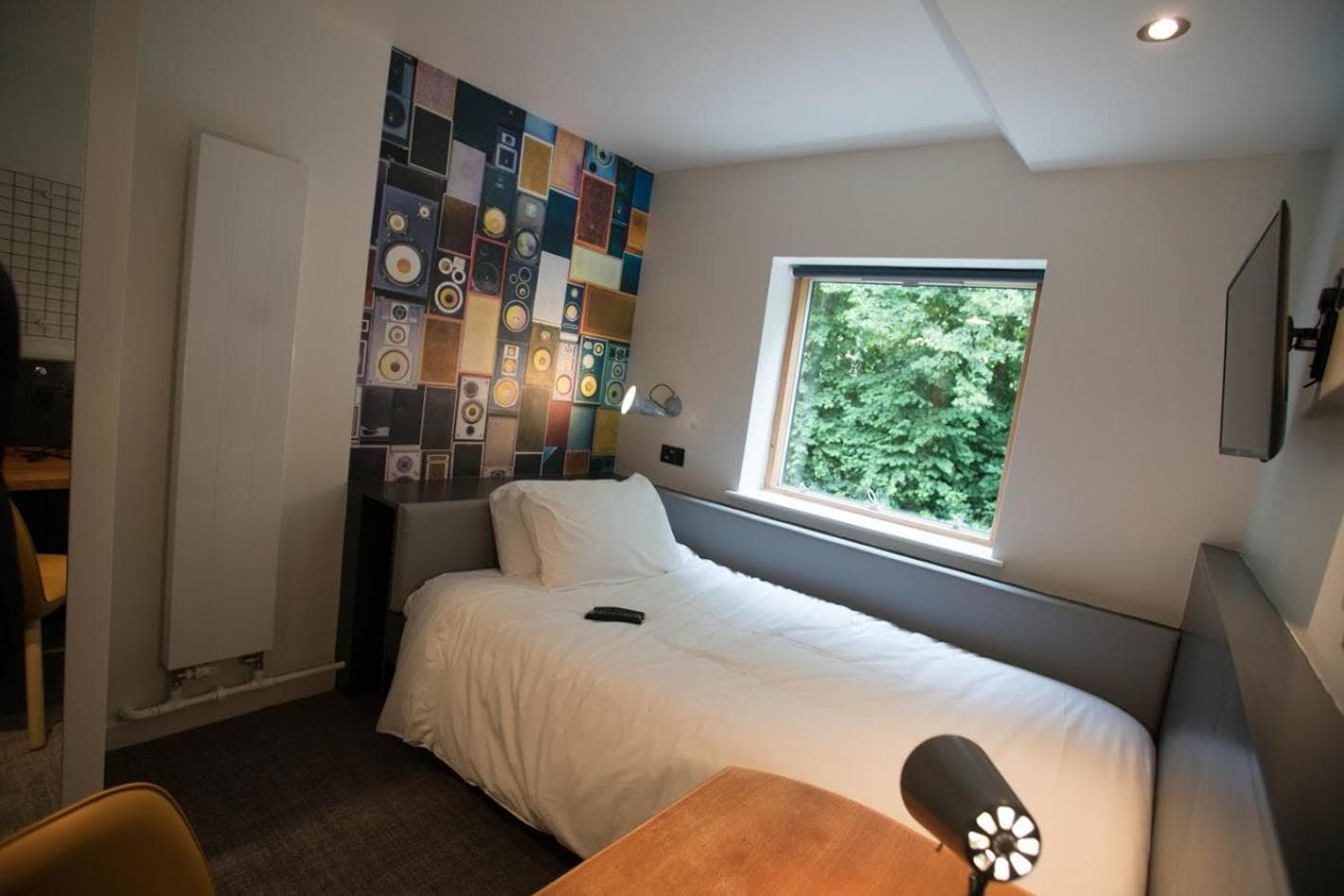 Jonas Hotel 4