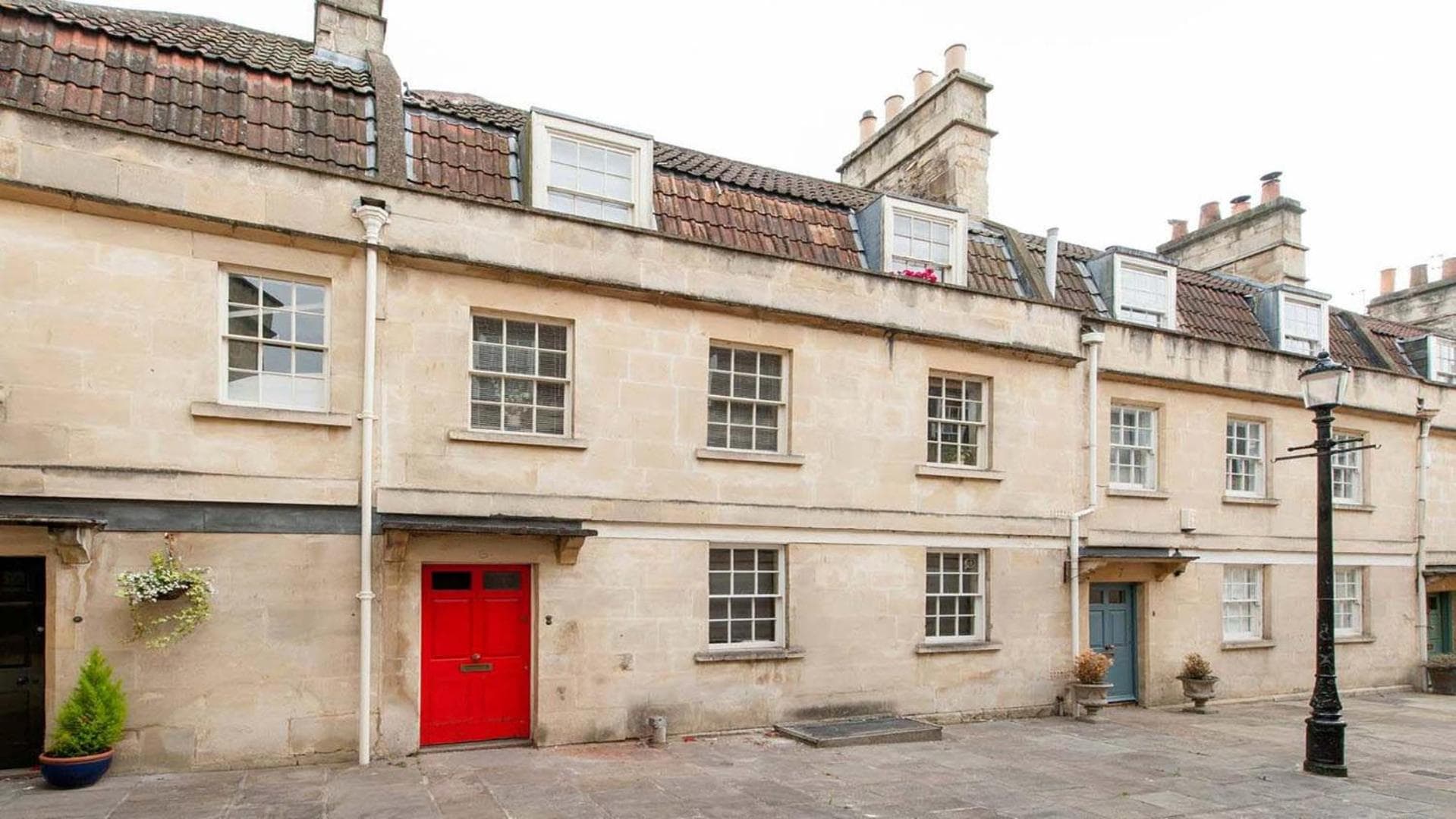 New King Street Apartment