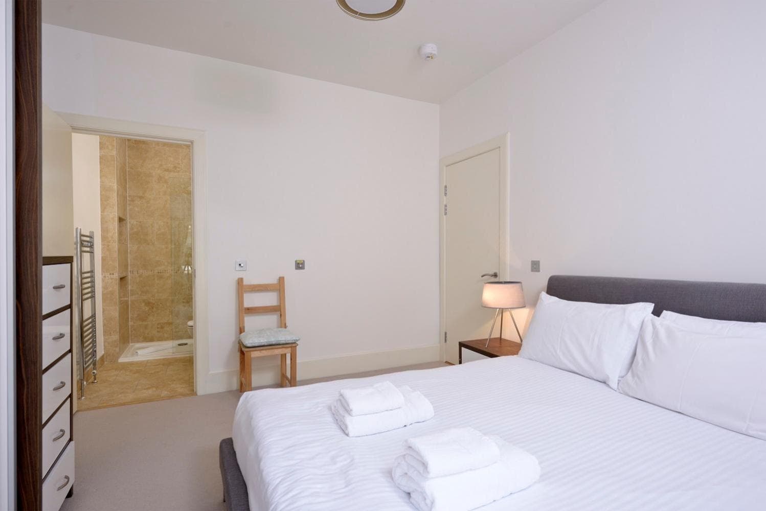 Destiny Scotland - St Andrew Square Apartments 4